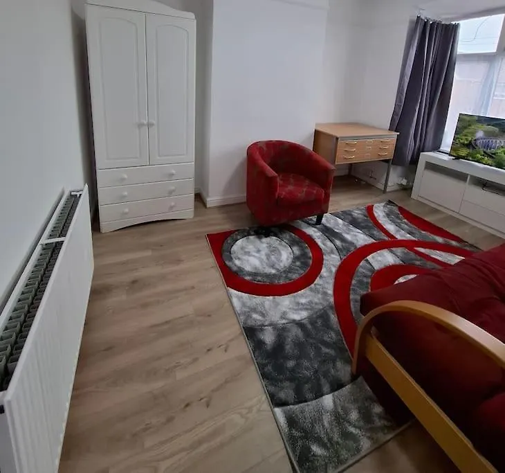 Apartament 1 Bedroom Flat Near Heathrow Airport Feltham Wielka Brytania